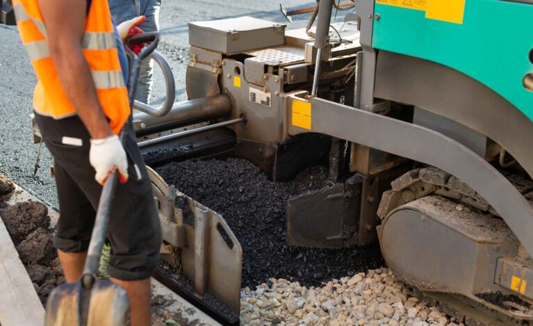 machine lay tarmac