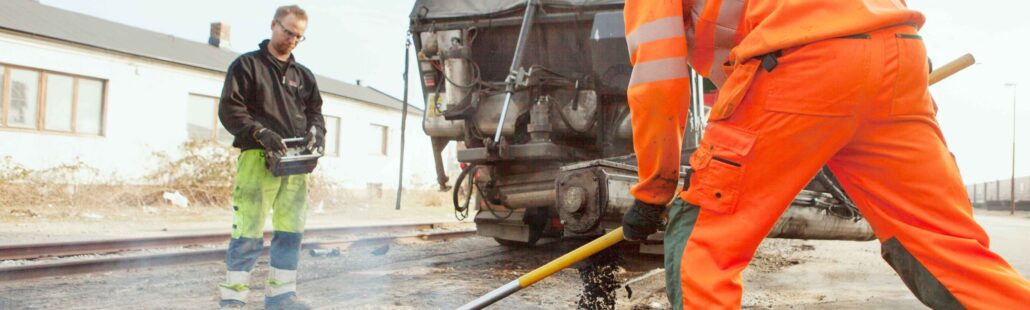 Machine-laid vs hand-laid tarmac